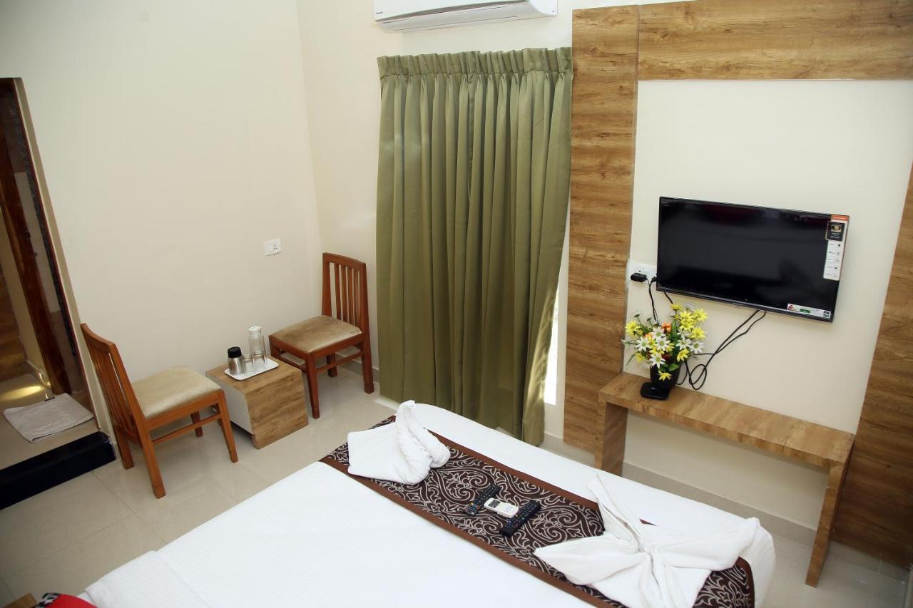Apollo Court Otel Chennai Dış mekan fotoğraf